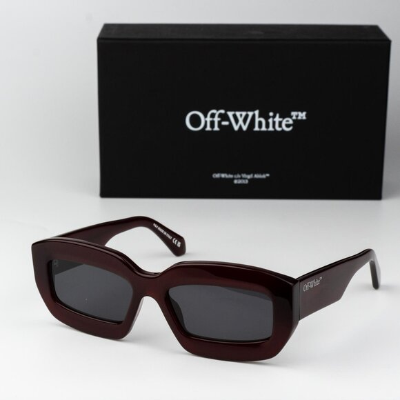 Off-White CHARLOTTE Sunglasses Burgundy Grey Rectangle...